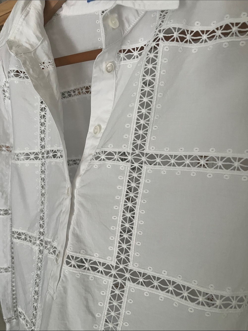 J.McLaughlin White Eyelet Blouse popover button down blouse cotton oversized EUC - Picture 5 of 7